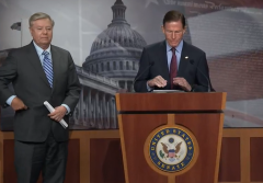 Sens. Richard Blumenthal and Lindsey Graham introduce a bill cutting off all U.S. aid to countries that recognize Russia's illegal annexation of Ukraine territory. (Photo: Screen capture)